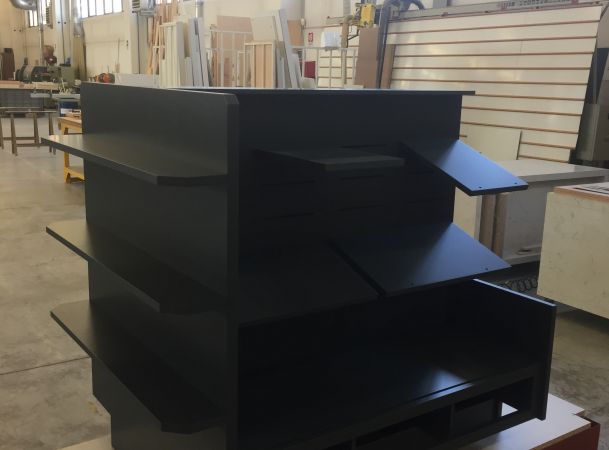 mensole vernice nera